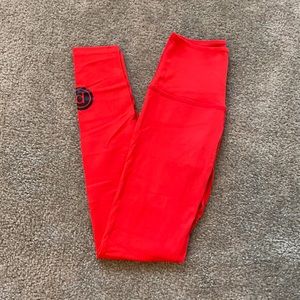 Pure barre x beyond yoga leggings